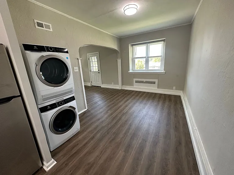 Greenside Manor — Photo 84