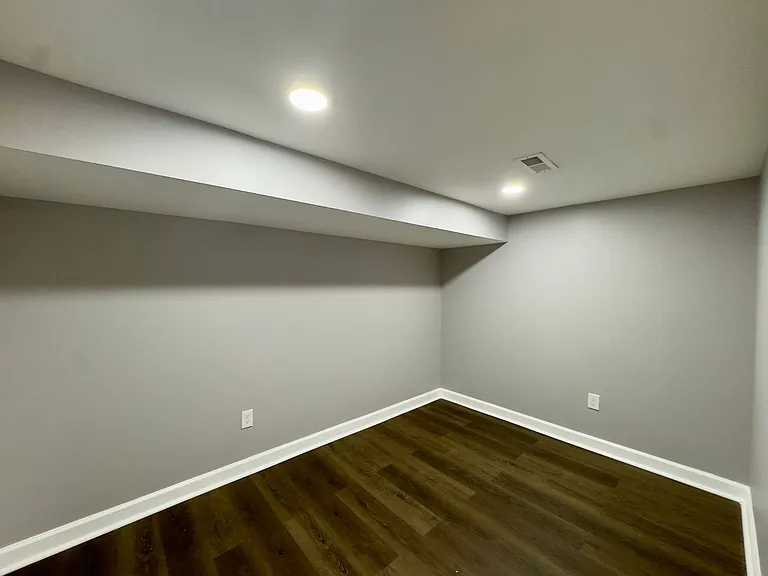 7441 Berkshire Rd — Photo 10
