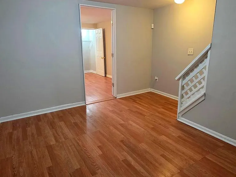 539 N Luzerne Ave — Photo 23