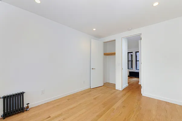 Rented by Aether Property Group | media 38