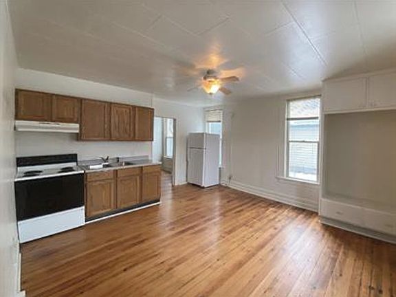 3rd image of 217 N Almon St APT 1