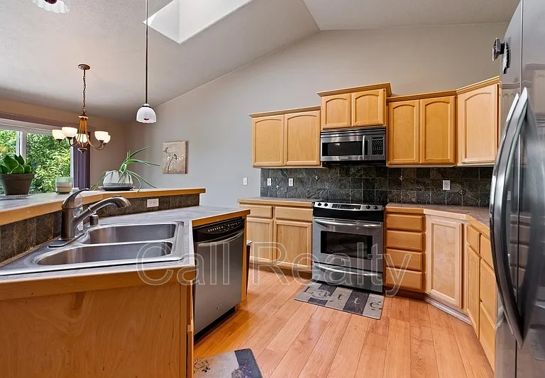 5211 S Myrtle Ln — Photo 6