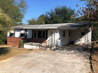 1005 Court St, Calhoun, GA 30701