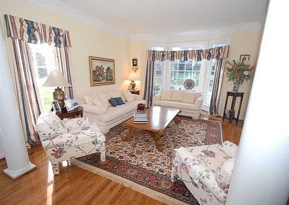 3rd image of 407 Bonruth Pl