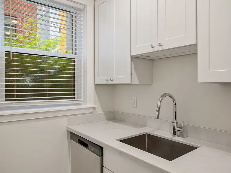 Fionia Apartments — Photo 53