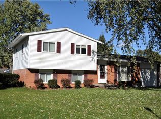 2620 Dogwood Ct, Columbus, IN 47203