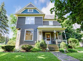 204 E Taylor St, Newark, IL 60541