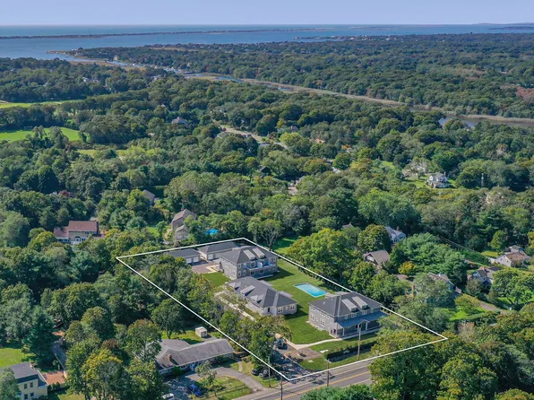 19 Montauk Hwy #5, Westhampton, NY 11977