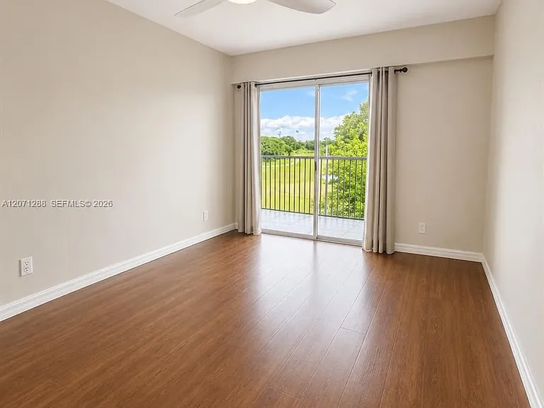 13450 SW 3rd St #404D — Photo 14