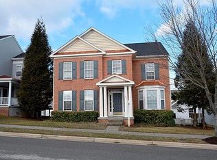58 Braddock St, Charles Town, WV 25414