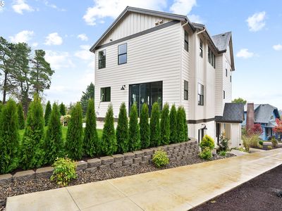 6008 SW 18th Dr, Portland, OR, 97239
