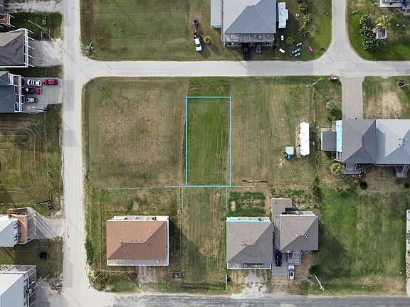 3rd image of 1110 Gulfview Rd