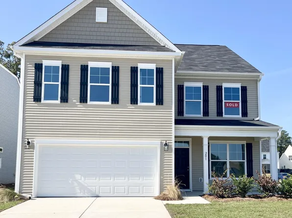 201 Bear Oak Ct, Moncks Corner, SC 29461