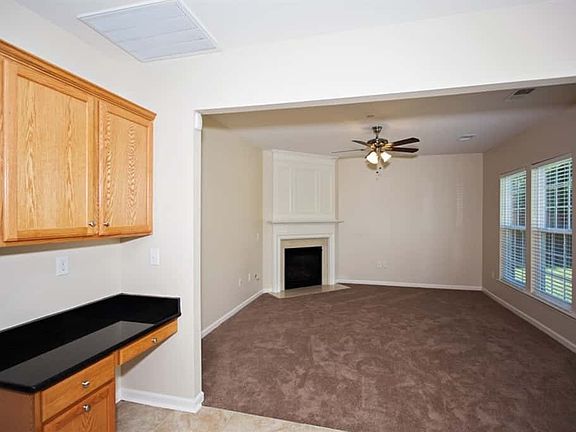 3rd image of 2135 Sister Ct