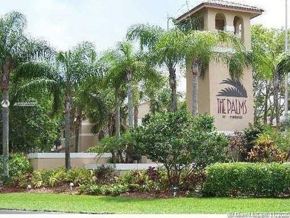 5th image of 250 Palm Cir W APT 208