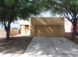 1705 Chaplain Carter Dr, Sierra Vista, AZ 85635