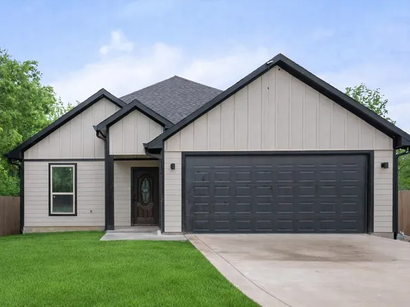 313 E 13th Ave, Corsicana, TX 75110