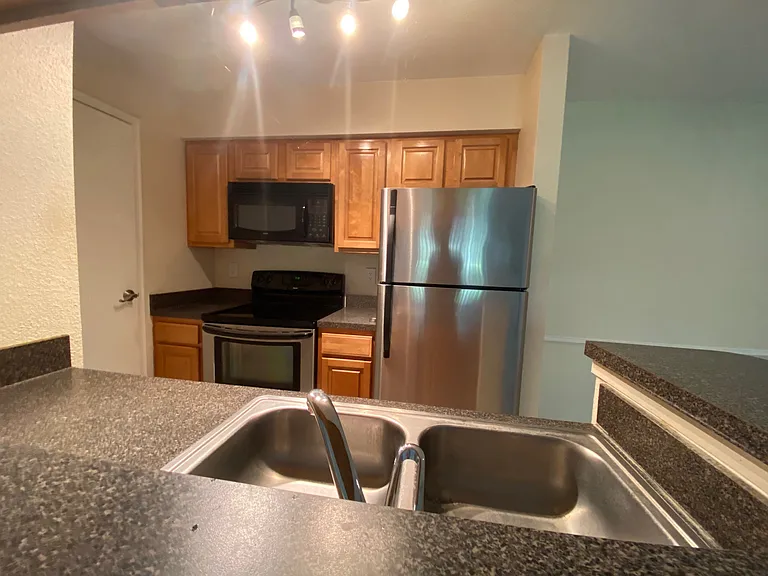 9100 Dr Martin Luther King Jr St N — Photo 2