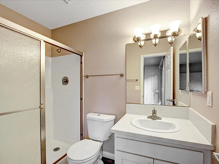 Tierra Palms Apartment Homes — Photo 50