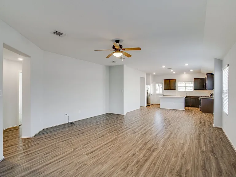 3352 Lauren Nicole Ln — Photo 6