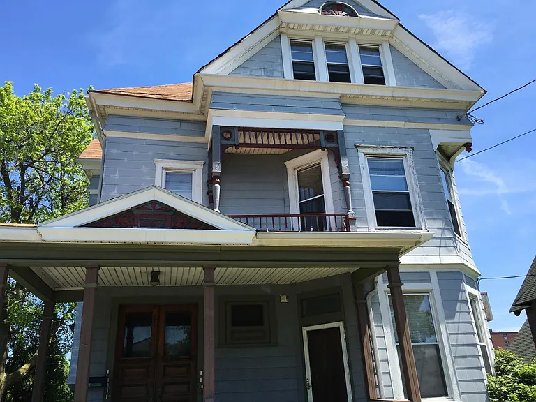 502 N McBride St #3 — Photo 5
