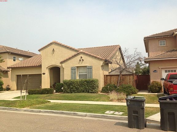 4th image of 2544 S Calderon Dr