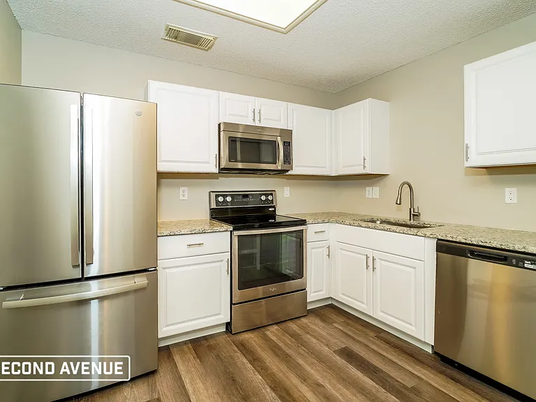 9410 Fulwood Trl — Photo 2