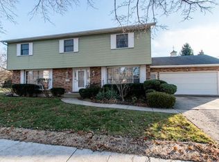 819 Sunset Ter, Waukegan, IL 60087