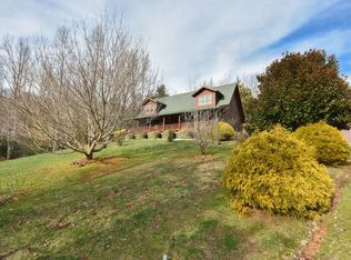 1796 Snow Hill Rd, Franklin, NC 28734