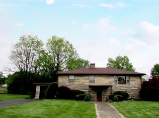 901 W Curry St, Mitchell, IN 47446