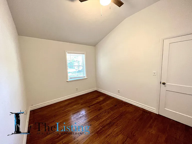 5905 N Tampa St — Photo 10