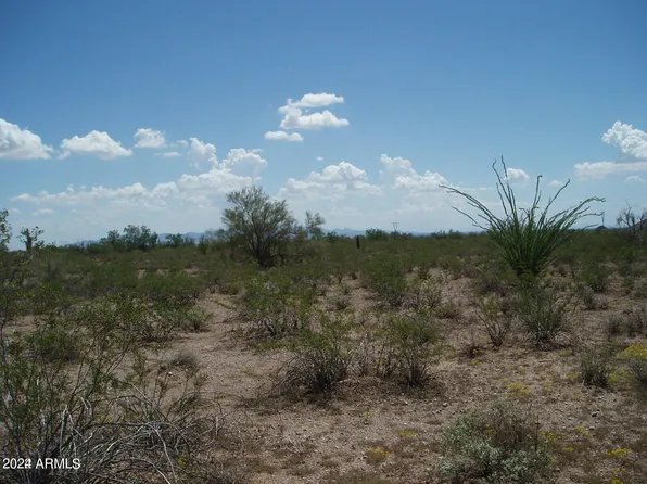 34575 W Olesen Road #83, Unincorporated County, AZ 85390