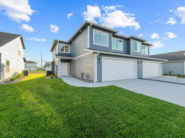2748 Amelia Ln, Salina, KS 67401