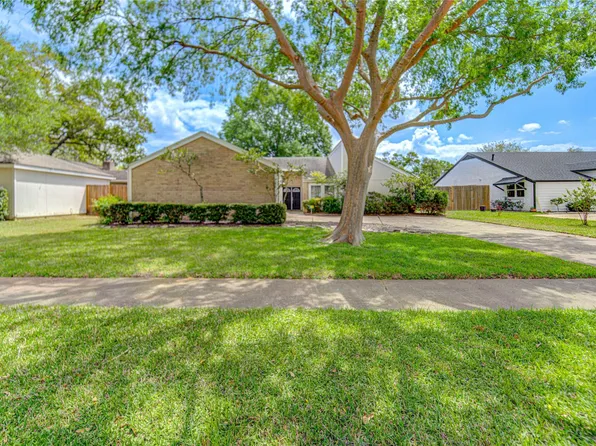 1063 Apache Falls Dr, Katy, TX 77450