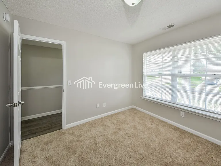 188 Savannah Hills Dr — Photo 10