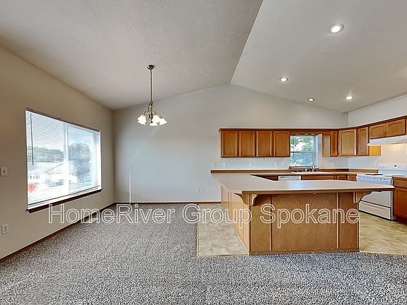 5th image of 12318 W 10th Ave