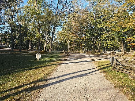 5th image of 155 Old Mill Rd