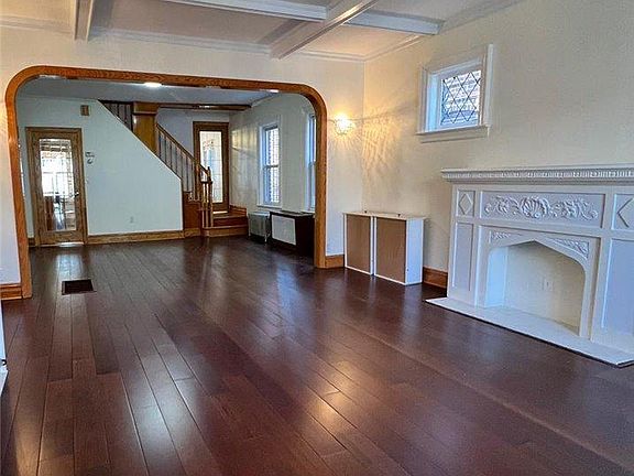 5th image of 26-25 91st St
