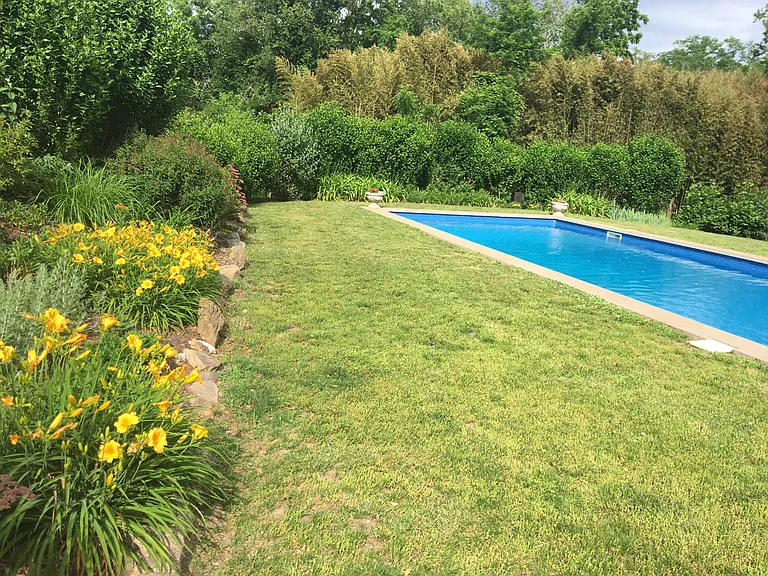 21 Lake Dr — Photo 17
