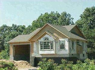 3110 S Dangl Ct, Fruitport, MI 49415