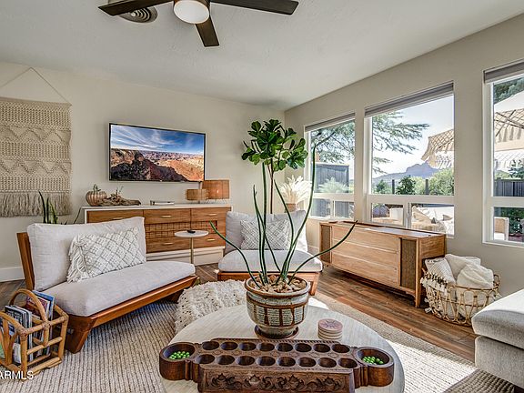 3rd image of 37 COUGAR Drive