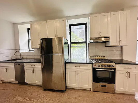 Rented by Sassouni Management | media 2