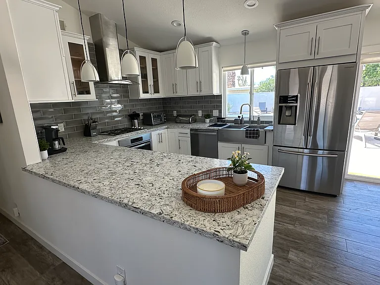 2897 E San Marino Rd — Photo 16