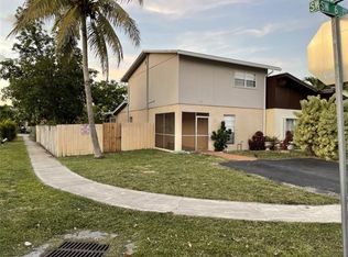 8011 SW 6th Ct, Pompano Beach, FL 33068