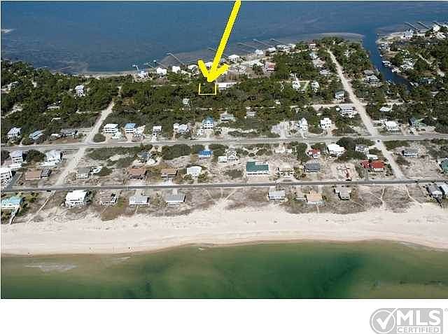 1st image of 856 W Bayshore Dr