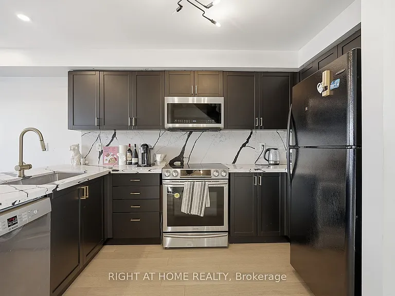 3400 Lake Shore Blvd W #217 — Photo 18