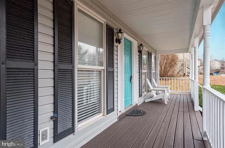 4 bed, 2.5 bath, 2164 sqft, $3,250 — Photo 4