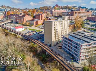 1993 Water St APT 408, Morgantown, WV 26505