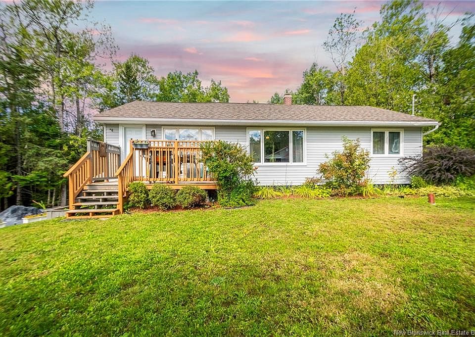 1st image of 49 Fox Hill Rd