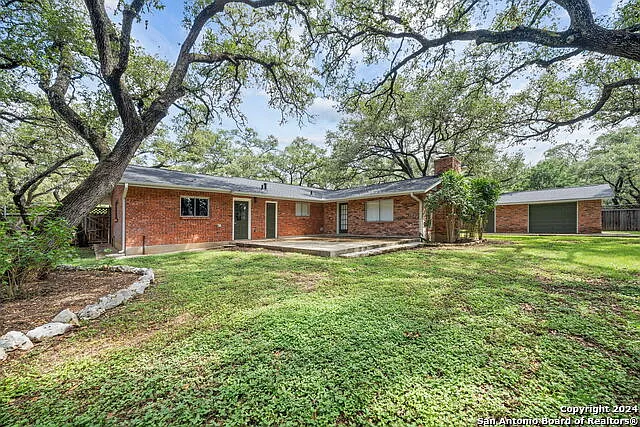 202 Donella Dr — Photo 31